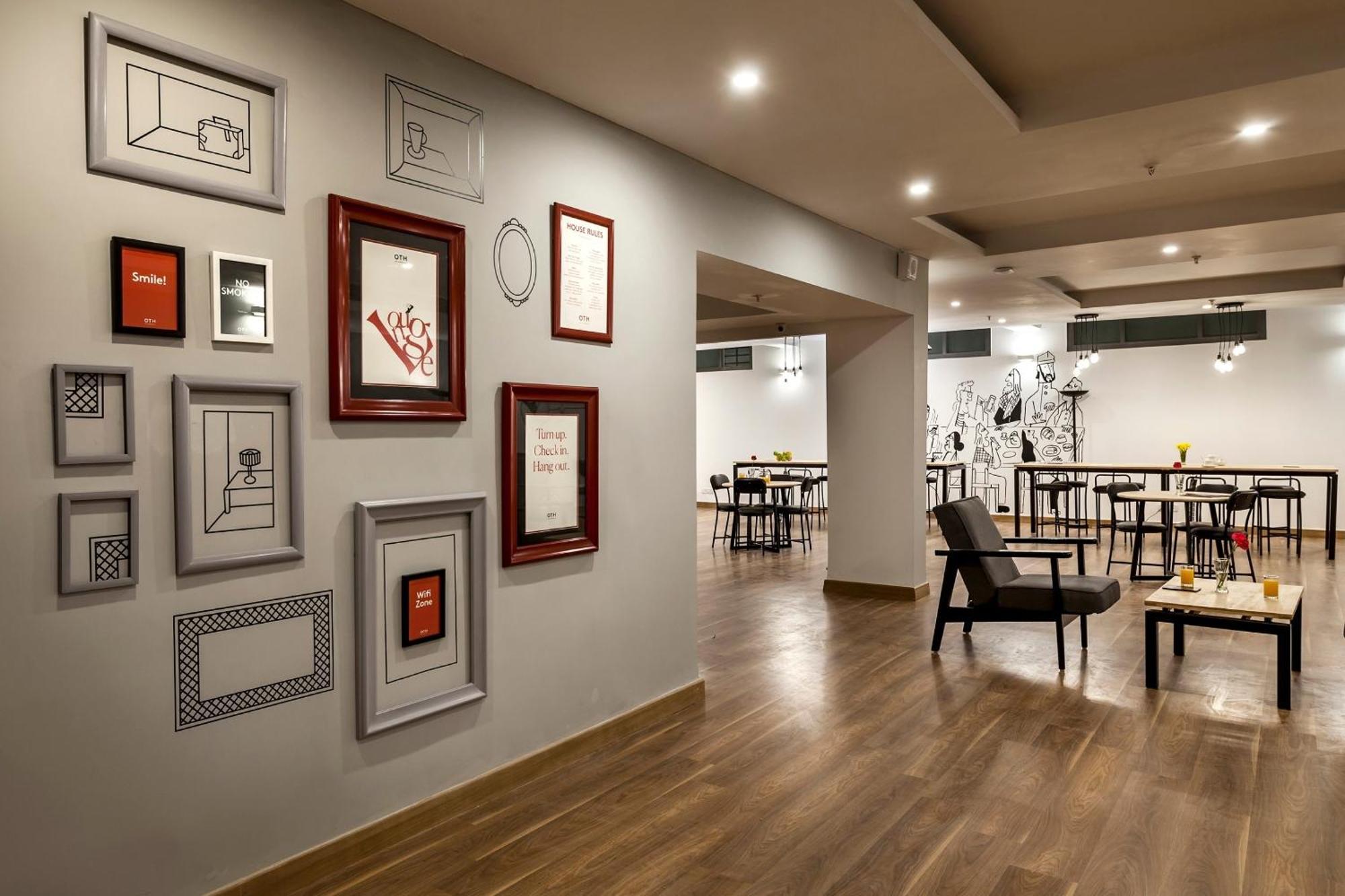 Super Townhouse Centre Point Inn Near Esplanade Metro Station コルカタ エクステリア 写真